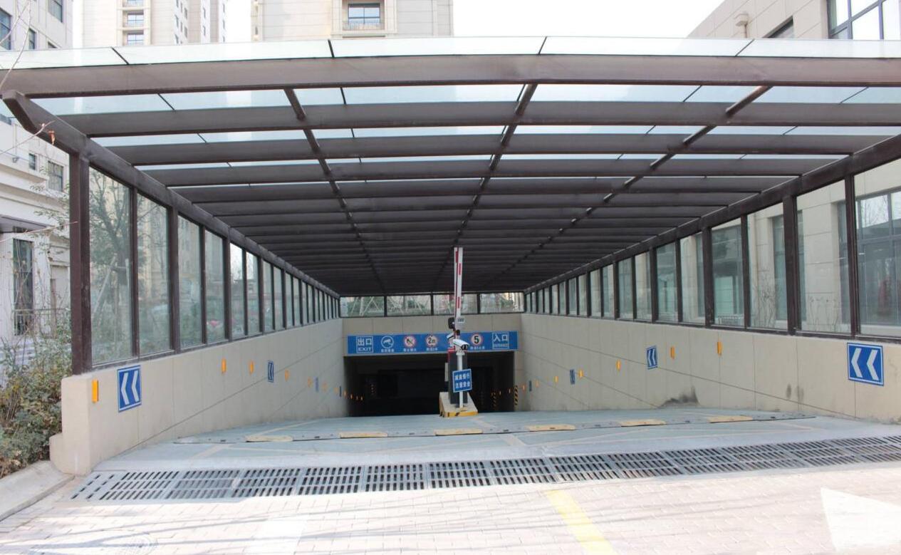 地下車庫出入口電伴熱系統(tǒng) 地下車庫出入口電伴熱系統(tǒng)